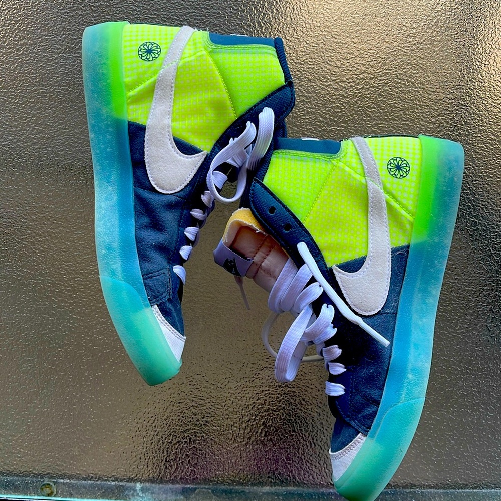 Nike Blazer Mid Glacier Ice youth size 5
